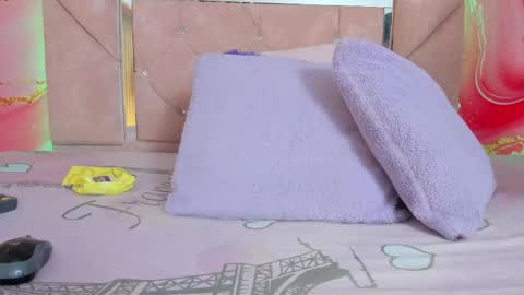 Snapshot of mia__blaze_ chatting on April 2026 03:01:02 AM mia__blaze_ online show from April 2026 03:01:02 AM