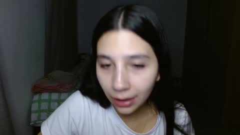 Mia online show from September 2025 02:04:02 AM