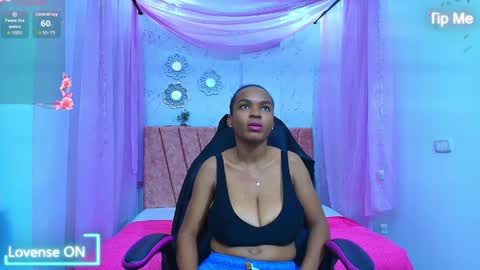 Snapshot of mia__thomson_ chatting on April 2026 03:48:02 PM MIA online show from April 2026 03:48:02 PM