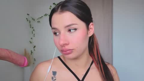 Mia adams  online show from October 2025 06:10:02 PM