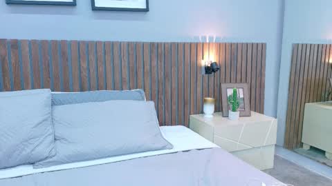 Mia Bellefort online show from February 2026 08:09:01 PM