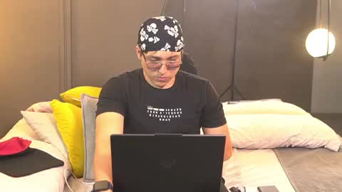 Snapshot of mia_belmont chatting on March 2026 06:46:01 PM Belmont and Mia online show from March 2026 06:46:01 PM