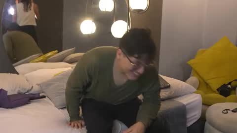 Snapshot of mia_belmont chatting on April 2026 04:59:01 PM Belmont and Mia online show from April 2026 04:59:01 PM