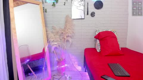 Snapshot of mia_bombon_ chatting on April 2026 11:29:02 AM mia_bombon_ online show from April 2026 11:29:02 AM