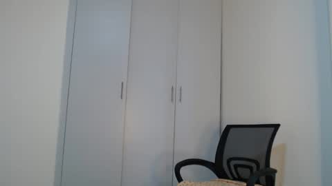 Snapshot of mia_c102130 chatting on February 2026 08:51:01 AM MIA online show from February 2026 08:51:01 AM