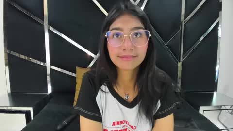 Snapshot of mia_clark18 chatting on October 2025 03:03:02 PM mia_clark18 online show from October 2025 03:03:02 PM