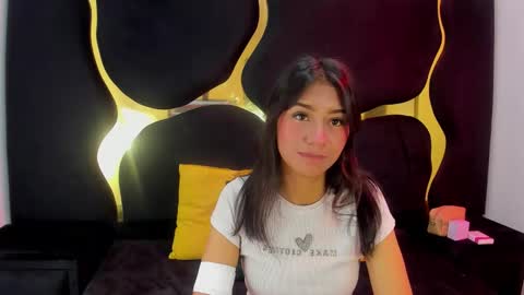 Snapshot of mia_clark18 chatting on November 2025 03:57:02 PM mia_clark18 online show from November 2025 03:57:02 PM