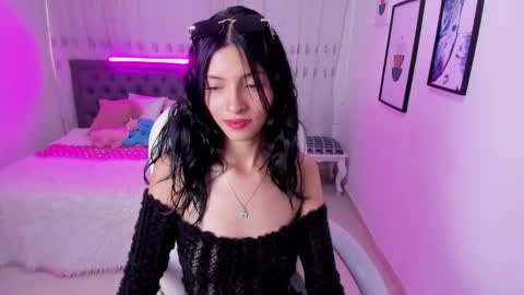 Snapshot of mia_clay1 chatting on November 2025 08:09:01 PM Mia online show from November 2025 08:09:01 PM