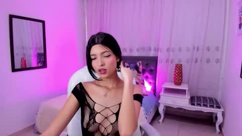 Snapshot of mia_clay1 chatting on January 2026 08:33:01 PM Mia online show from January 2026 08:33:01 PM