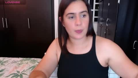 Snapshot of mia_danielsx chatting on March 2026 03:32:01 AM Mia online show from March 2026 03:32:01 AM