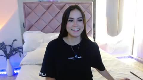 Snapshot of mia_dark1 chatting on November 2025 08:11:01 PM Mia Dark online show from November 2025 08:11:01 PM