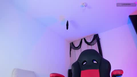 Snapshot of mia_depp chatting on February 2025 10:33:01 PM Mia online show from February 2025 10:33:01 PM