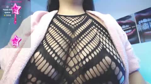 Snapshot of mia_downson chatting on September 2025 10:20:01 AM Mia online show from September 2025 10:20:01 AM