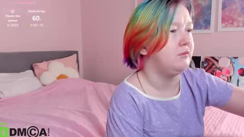 Mia online show from November 2025 02:47:02 AM