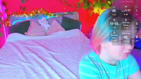 Mia online show from February 2026 07:03:02 AM