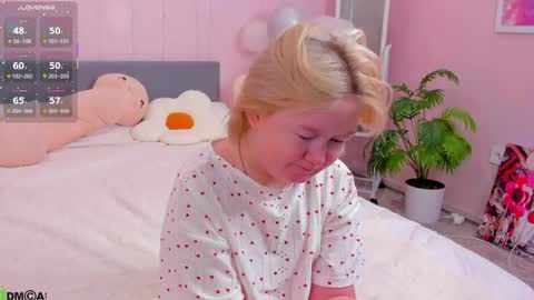 Snapshot of mia_ferd chatting on March 2026 02:48:01 AM Mia online show from March 2026 02:48:01 AM