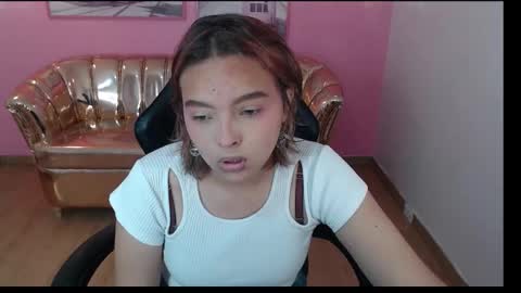 Snapshot of mia_foster_t chatting on October 2025 12:31:01 PM Mia online show from October 2025 12:31:01 PM