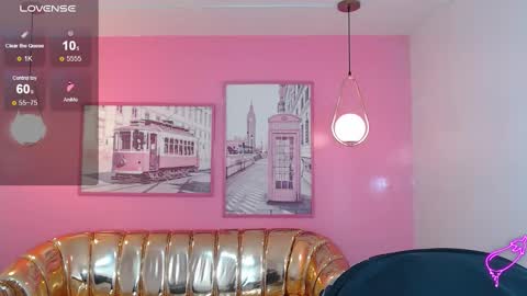 Snapshot of mia_foster_t chatting on November 2025 01:22:01 PM Mia online show from November 2025 01:22:01 PM