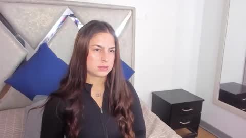Snapshot of mia_fox3 chatting on October 2025 01:12:02 PM mia fox online show from October 2025 01:12:02 PM