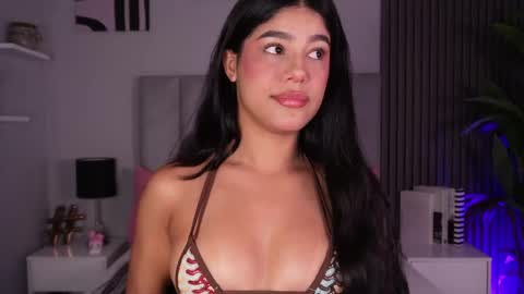 Snapshot of mia_gabbaai chatting on April 2026 12:43:01 PM Mia online show from April 2026 12:43:01 PM