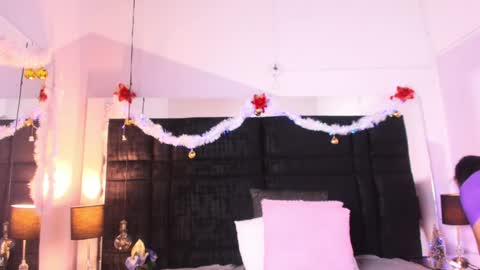 MIA online show from December 2024 09:09:02 PM