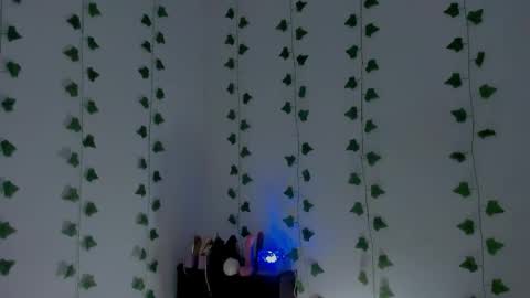 Snapshot of mia_garcia2 chatting on March 2026 10:05:02 PM MIA online show from March 2026 10:05:02 PM