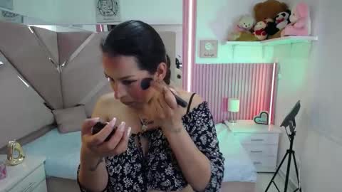 Snapshot of mia_garcia28 chatting on November 2025 07:46:02 PM mia_garcia28 online show from November 2025 07:46:02 PM