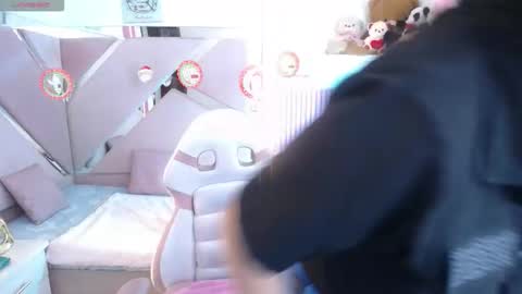 Snapshot of mia_garcia28 chatting on December 2025 08:39:01 PM mia_garcia28 online show from December 2025 08:39:01 PM