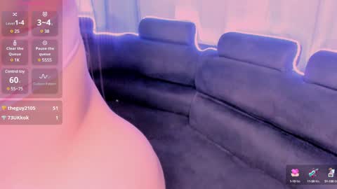 Mia online show from January 2025 05:04:01 PM