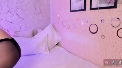Snapshot of mia_gothzx chatting on June 2026 06:52:01 PM Mia online show from June 2026 06:52:01 PM
