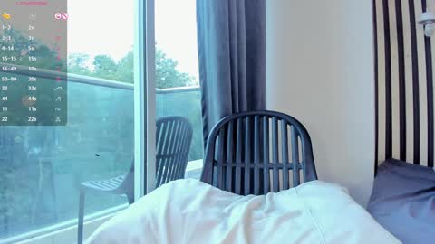 Snapshot of mia_holson chatting on January 2025 03:55:01 PM I am Mia online show from January 2025 03:55:01 PM