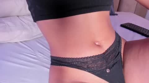 Snapshot of mia_holson chatting on March 2025 01:51:01 PM I am Mia online show from March 2025 01:51:01 PM