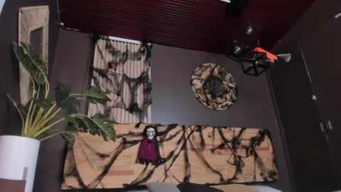 Val  online show from October 2025 11:22:01 AM