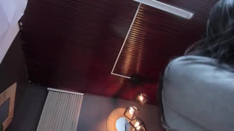 Val  online show from November 2025 11:35:01 AM