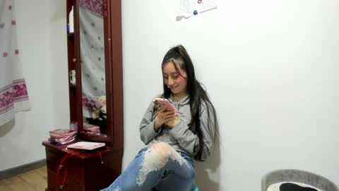 Snapshot of mia_kanee chatting on January 2025 12:49:02 AM mia kaneee online show from January 2025 12:49:02 AM