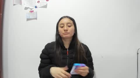 Snapshot of mia_kanee chatting on February 2025 07:21:01 PM mia kaneee online show from February 2025 07:21:01 PM