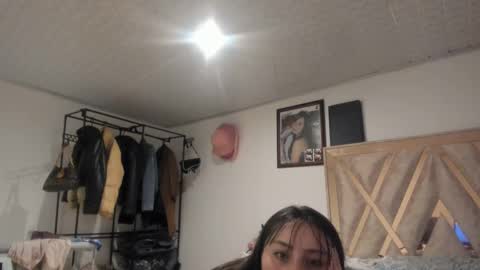 Snapshot of mia_kanee chatting on October 2025 12:17:02 AM mia kaneee online show from October 2025 12:17:02 AM