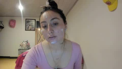 Snapshot of mia_kanee chatting on October 2025 09:01:01 PM mia kaneee online show from October 2025 09:01:01 PM