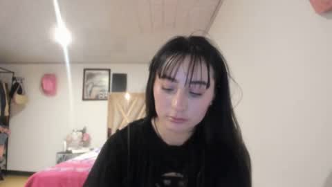 Snapshot of mia_kanee chatting on October 2025 08:37:02 PM mia kaneee online show from October 2025 08:37:02 PM