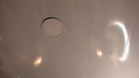 Mia online show from April 2026 08:17:01 PM