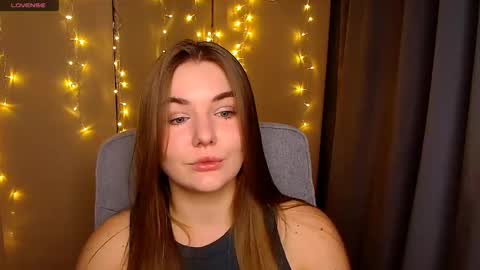 mia_lemm online show from October 2025 05:38:02 AM