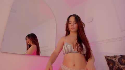 mia_lombana online show from November 2025 08:25:02 PM