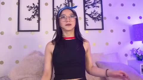 Mia online show from July 2026 11:18:01 PM