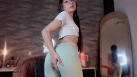 mia_luxor online show from January 2026 11:56:01 AM