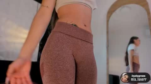 mia_luxor online show from February 2026 11:51:01 AM