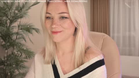 Snapshot of mia_milagros chatting on November 2025 12:10:02 AM mia_milagros online show from November 2025 12:10:02 AM