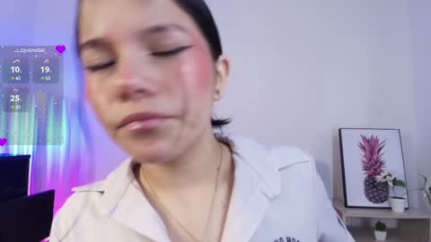 Snapshot of mia_moralez chatting on March 2025 12:09:02 PM MIA online show from March 2025 12:09:02 PM