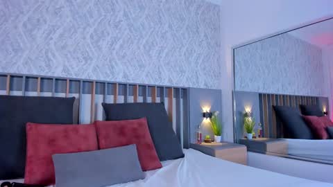 MIa online show from February 2025 07:24:02 PM