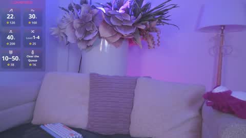 Snapshot of mia_patrick1 chatting on April 2026 11:18:02 AM Mia online show from April 2026 11:18:02 AM