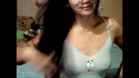 Snapshot of mia_rein chatting on April 2026 02:29:02 AM mia_rein online show from April 2026 02:29:02 AM